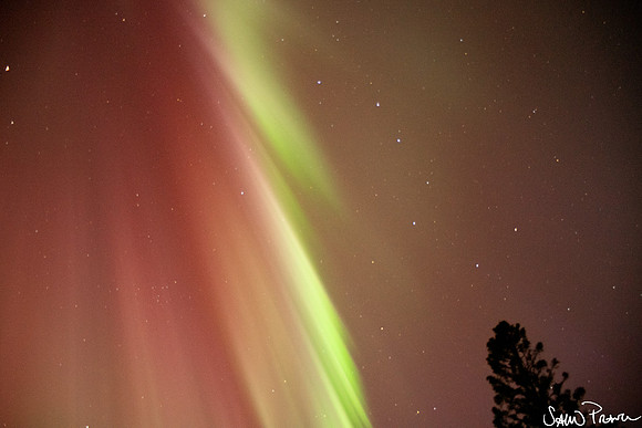 Red Aurora with Dipper